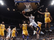 九游娱乐官方-年终总决赛的惊险胜利，西西帕斯如何以法网式坚韧统治全场