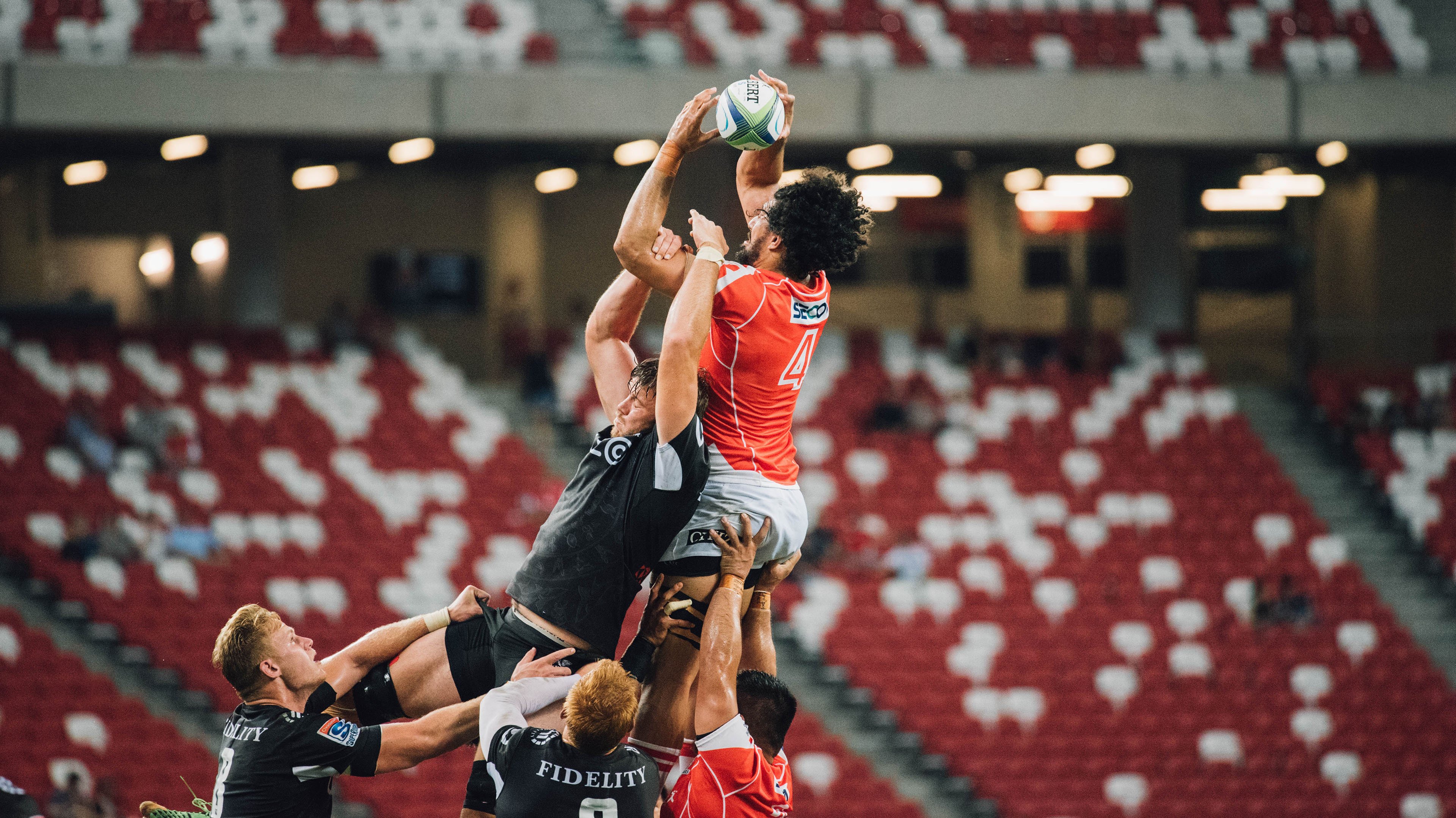 舞台越大,伦纳德越强,黄蜂对阵广东队背后的篮球哲学