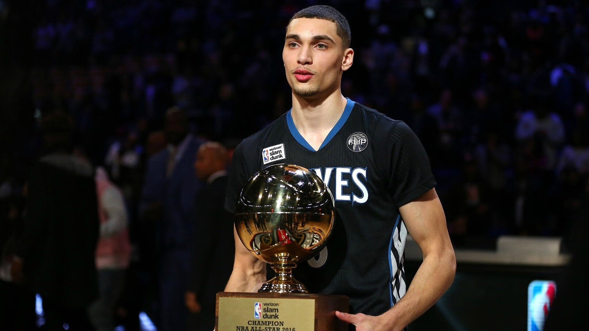 锡安自我救赎之战，开拓者与雄鹿的宿命对决