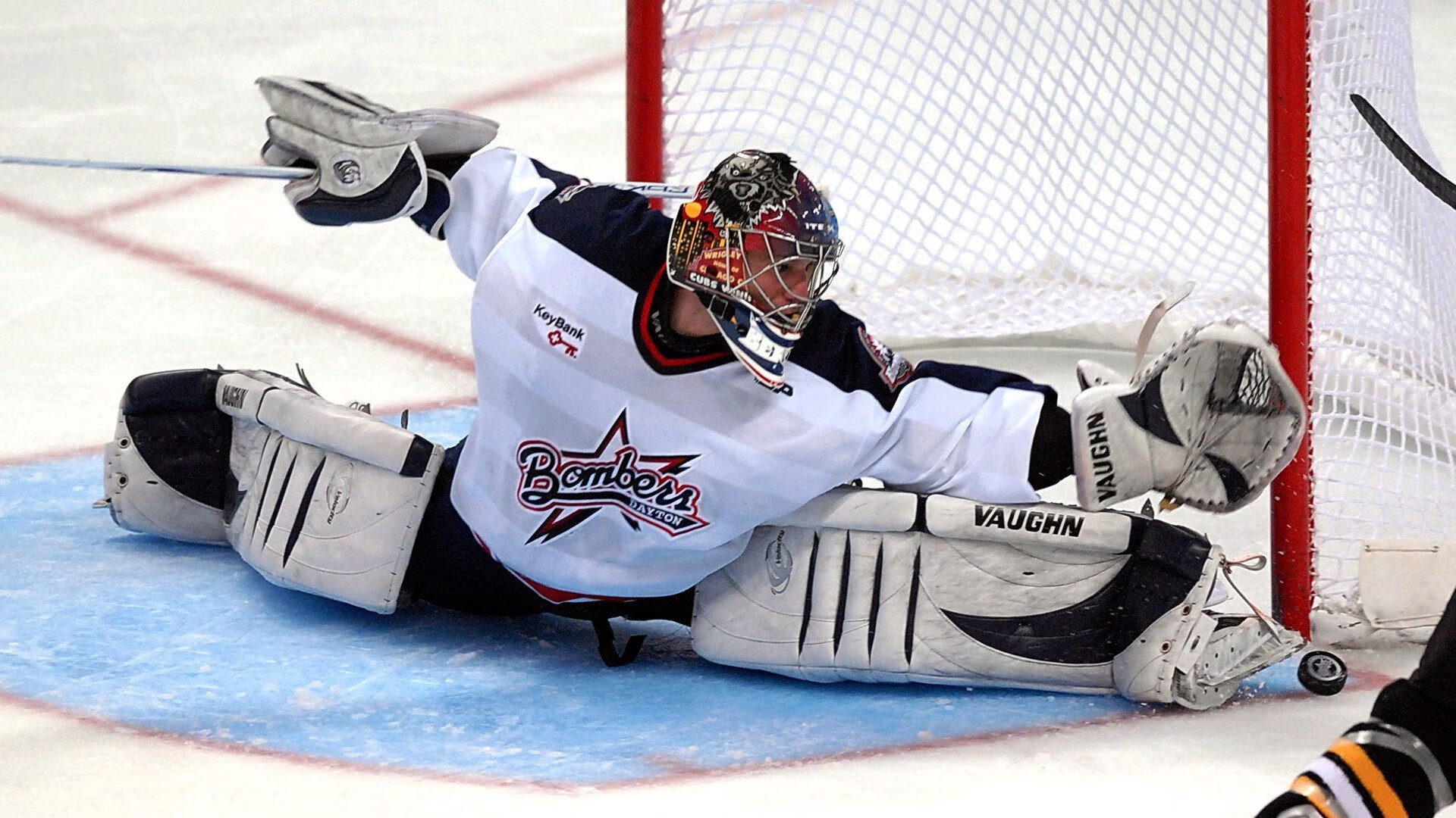 浓眉爆发，魔术提前终结悬念热火